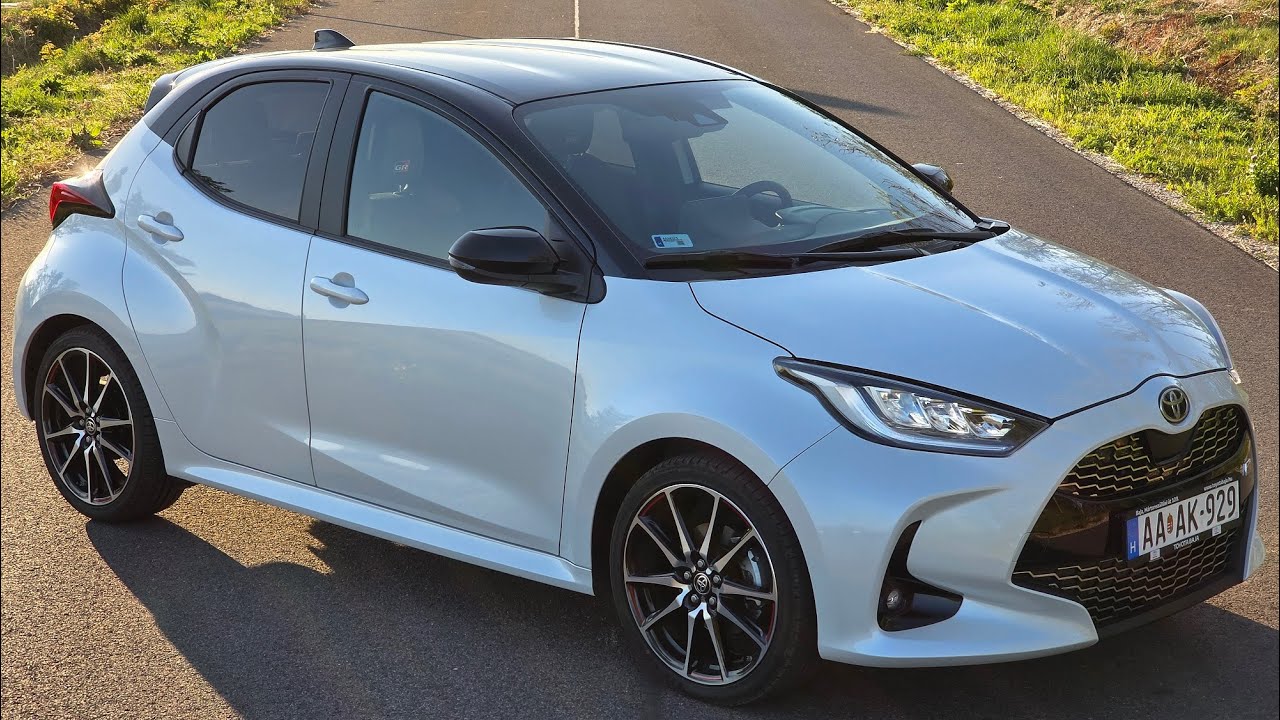 Toyota Yaris 1.5 GR Sport Bemutató - 2022, 8e km - HUN