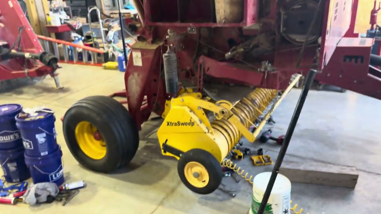 New Holland BR7090 Stuffer Control Spline Shaft Replacement
