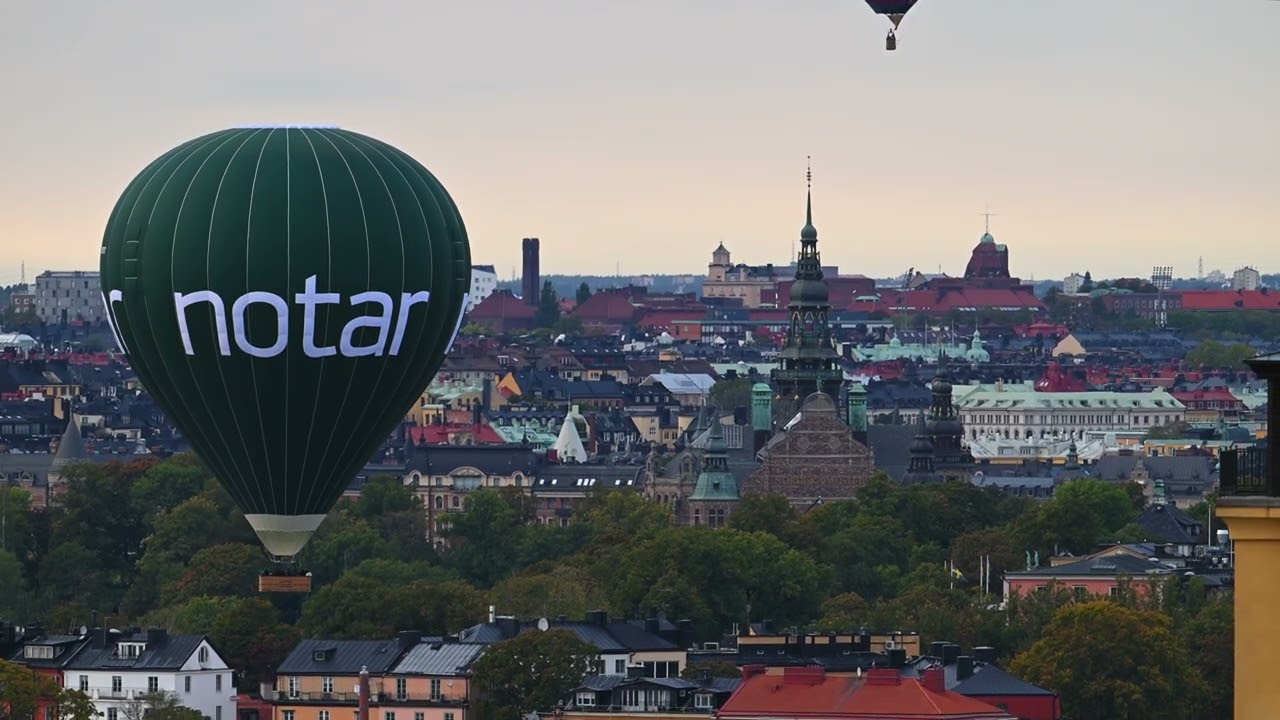 Hot air balloons flyby over Central Stockholm.