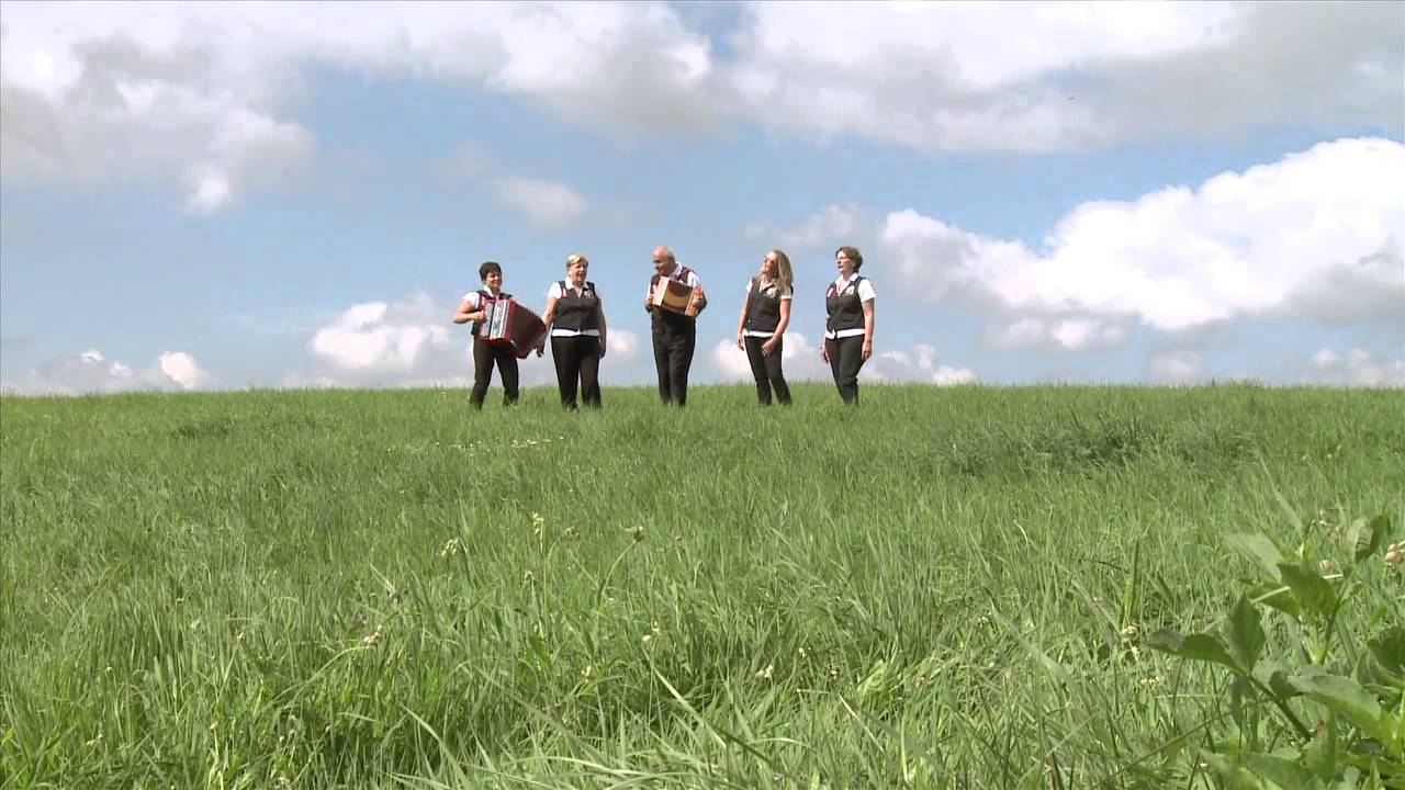 CHANT DU PAYS VERT par les Cabrettes et Accordéon de Pailherols