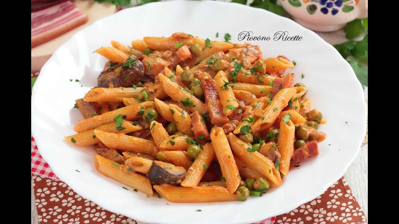 Pasta alla boscaiola: talmente cremosa, ghiotta e saporita che chiederanno tutti il bis!