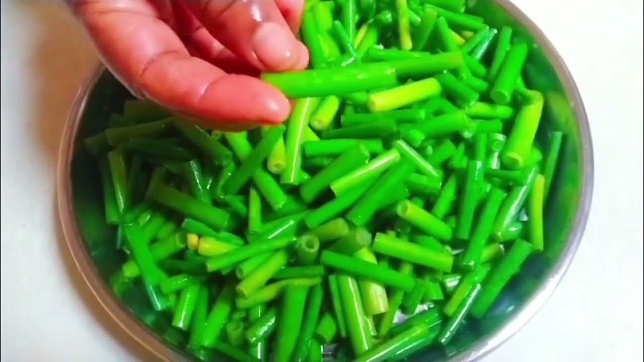 Bahut easy tasty pyaj Kali recipe। পেঁয়াজকলি রেসিপি। Peyajkoli recipe Bangla