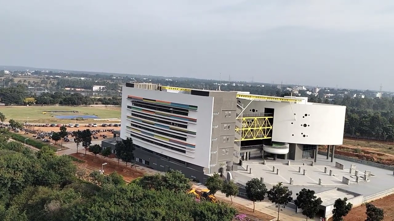 CMR UNIVERSITY LAKESIDE CAMPUS/BAGALUR.                                                           