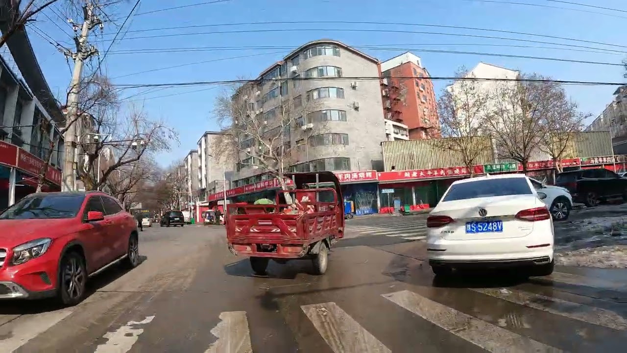 信陽市城區街頭騎行，城區百姓的生活現狀