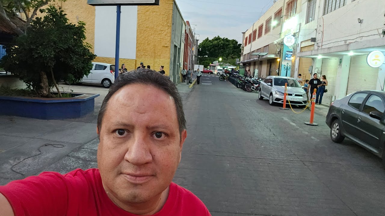 Caminata por el centro de Tlaquepaque. Saludando