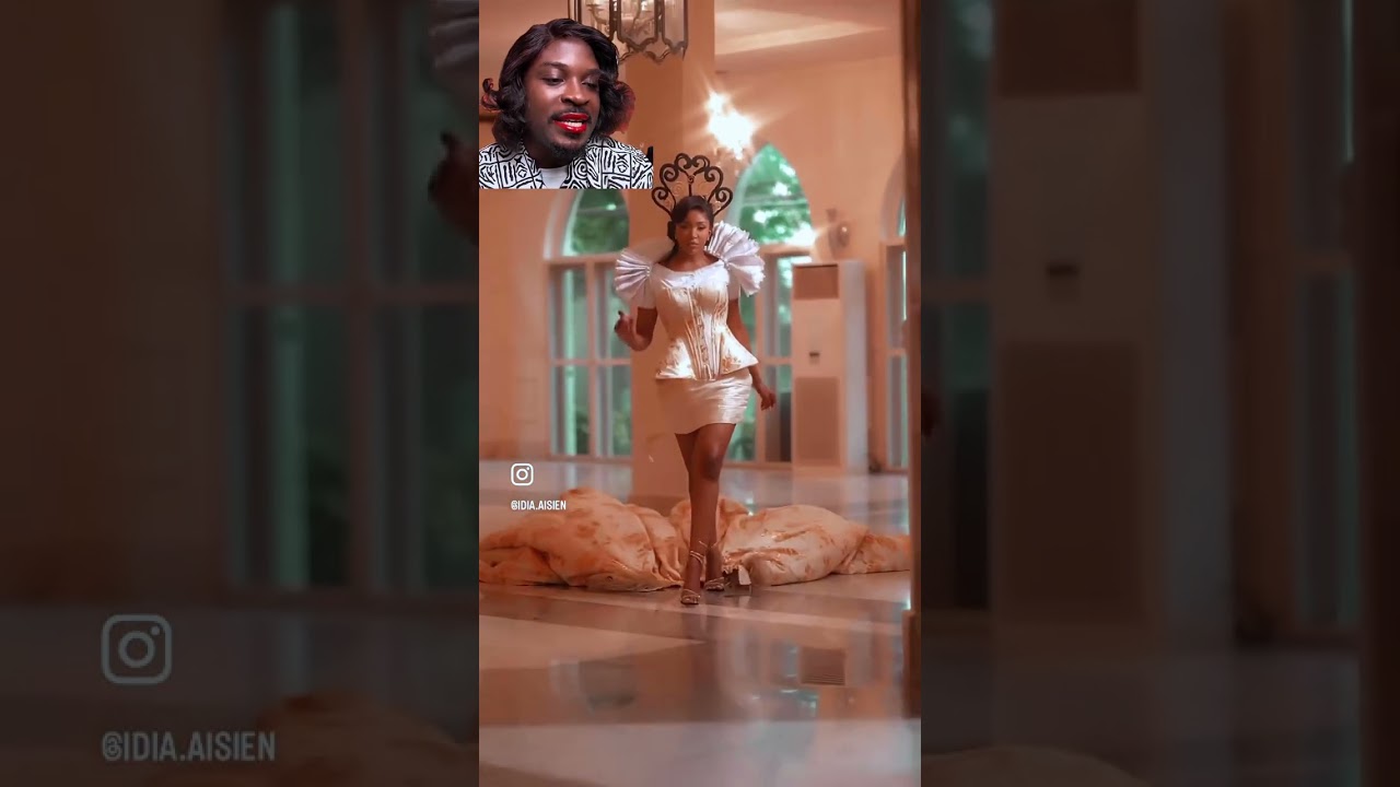 Мадам Т. выбирает наряды из Бриджертона, Южная Африка. Премьера.