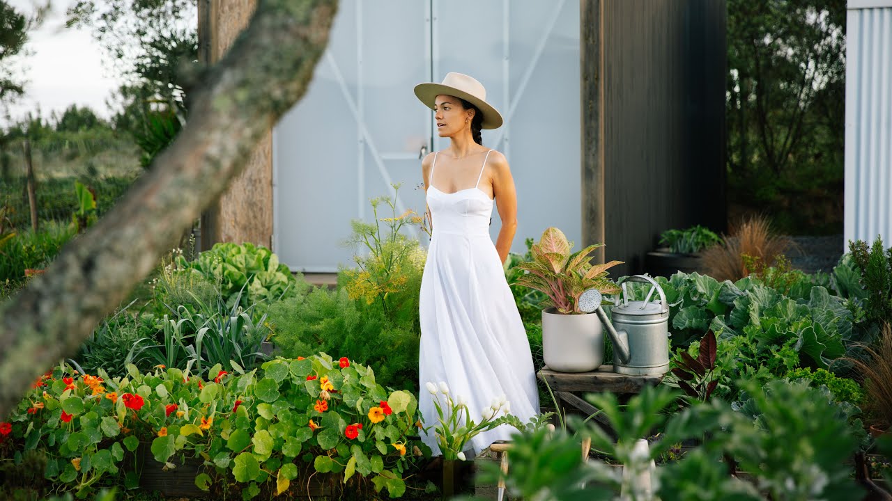 #27 ГОД ВТОРОЙ: Жизнь вдали от цивилизации и выращивание овощей в огороде