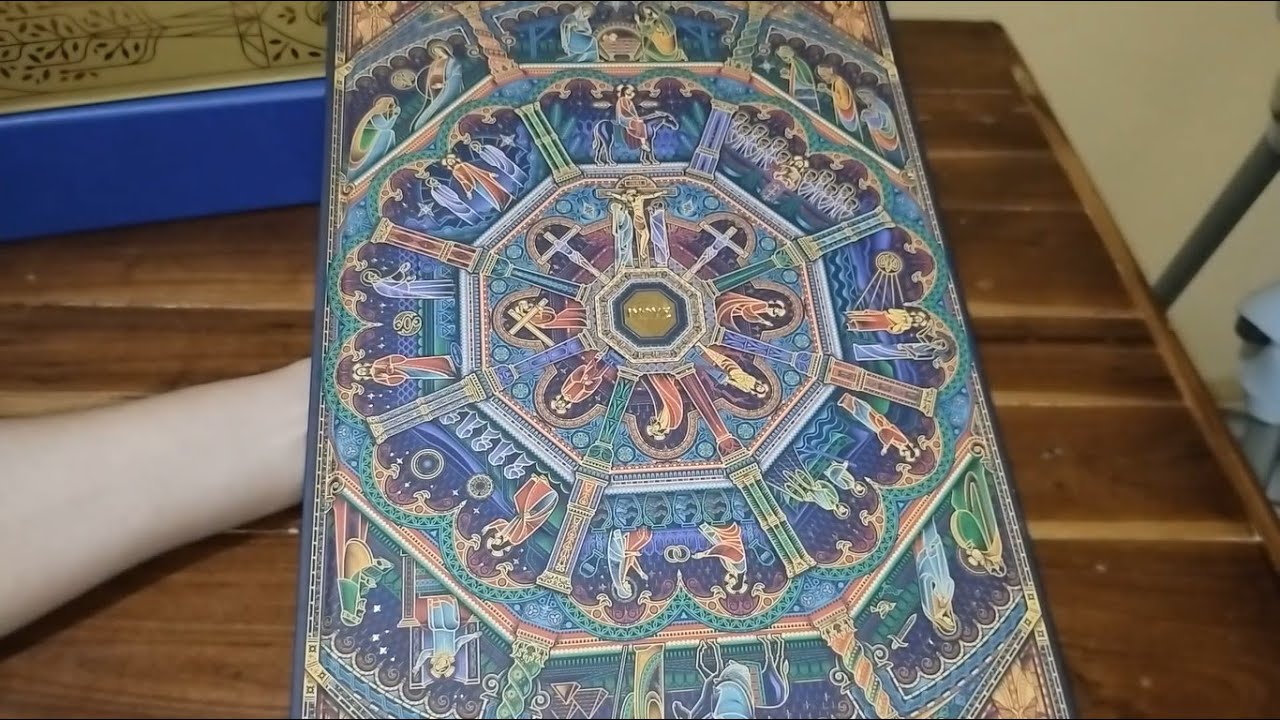 A Bíblia mais bonita do Brasil? Unboxing da Bíblia Monumental (Minha Biblioteca Católica)