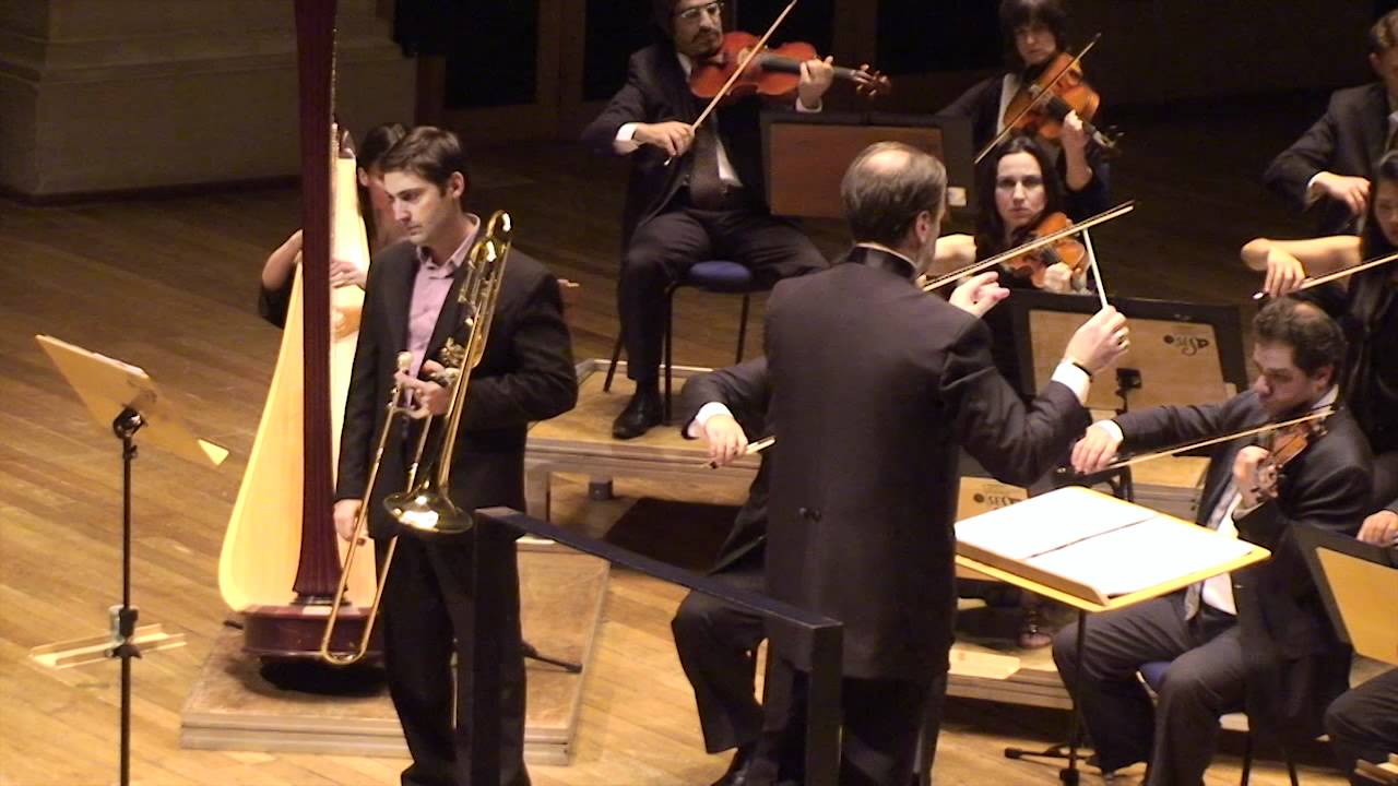 Darcio Gianelli plays 