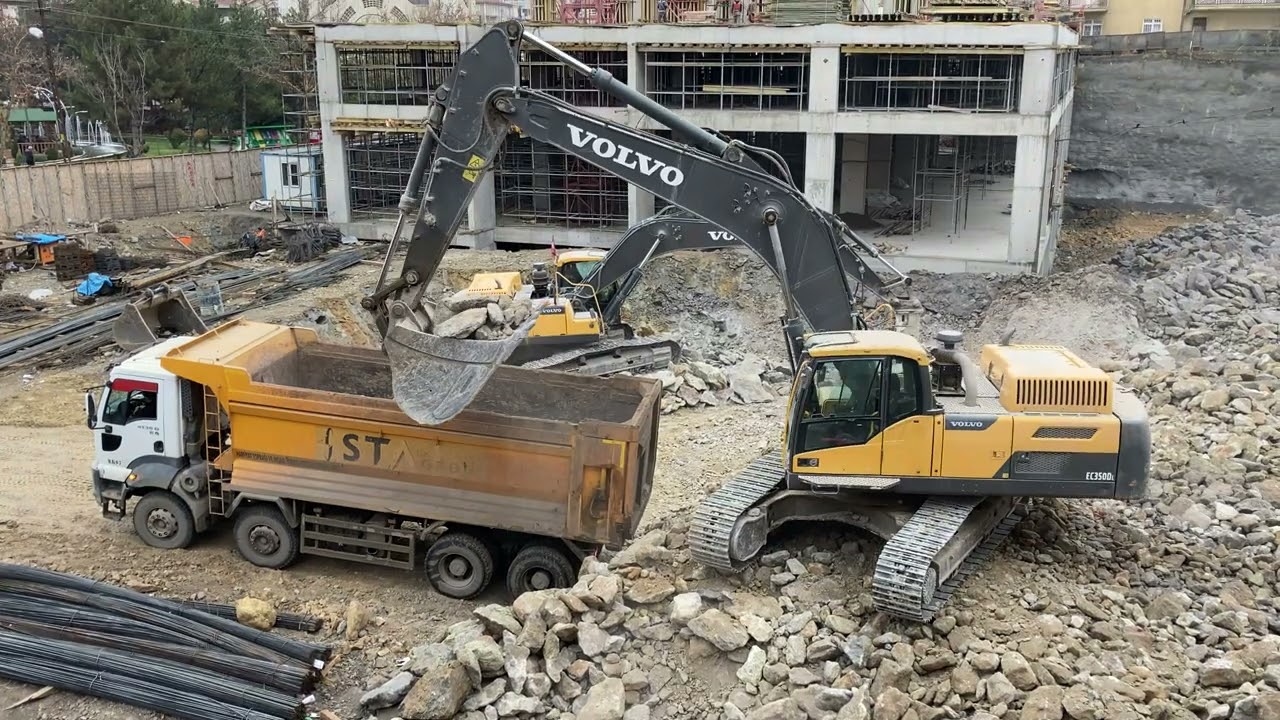 ÖNCEKİ VİDEONUN DEVAMI VOLVO EC 350 DL EKSKAVATÖR KAYALARLA BAŞI BELADA
