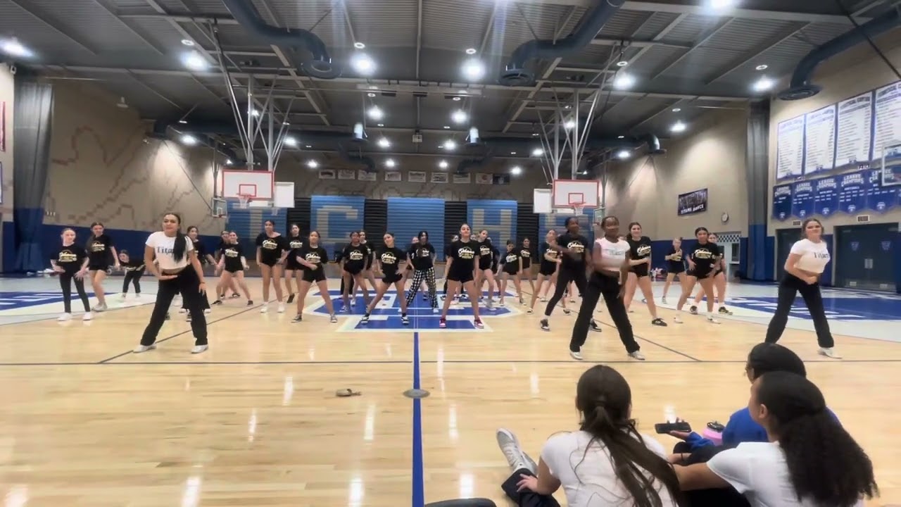 District Dance Day - Dance Team Hip Hop