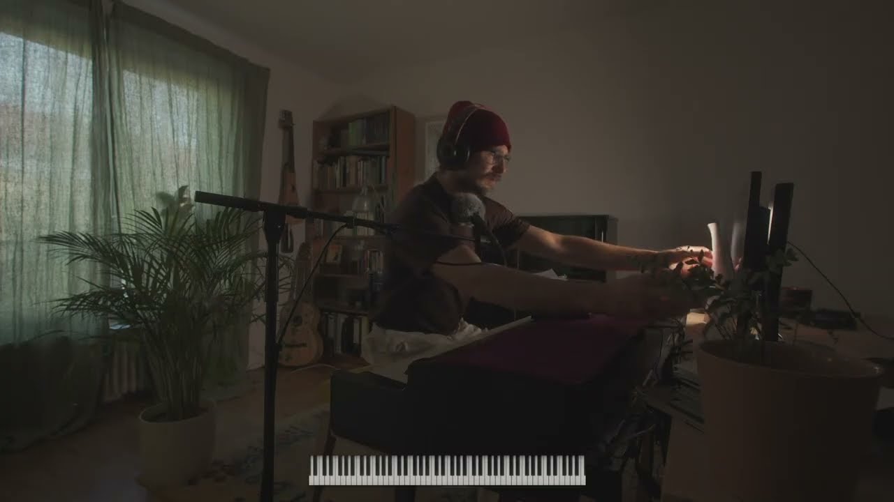 And what now? 10 years of learning piano as an adult. With Live Music.