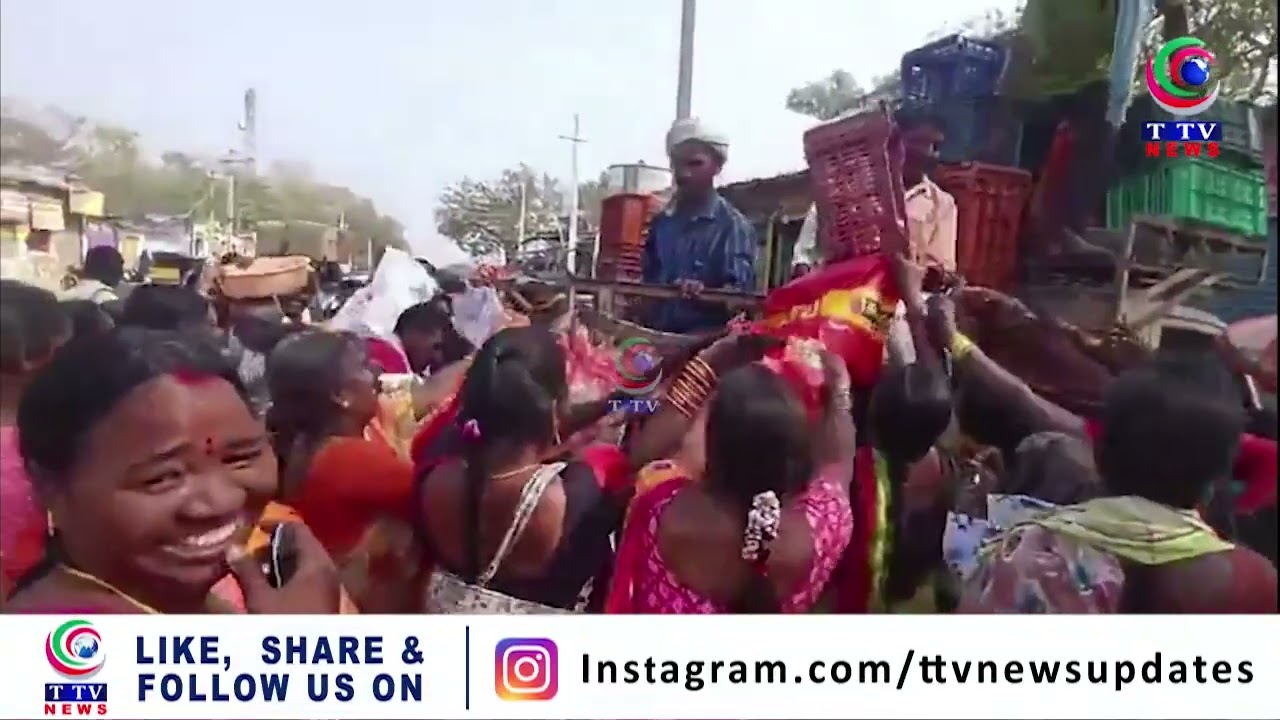 Free 'Tomato' distribution to women in Telangana | Tomato