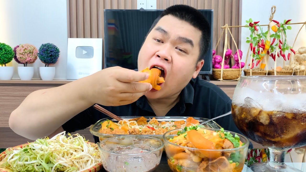 Trở Lại Hoành Tráng Với Tô Bún Riêu Cua 5 Phần Ngập Tràn Topping Siêu Hấp Dẫn | Tập 413