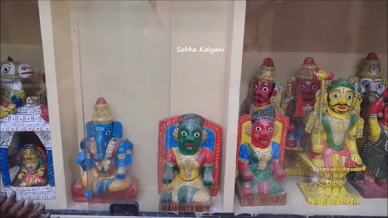 Beautiful Cheriyal Toys Displaying Katamraju Ganga Devi Katha at Golconda Emporium Hyderabad