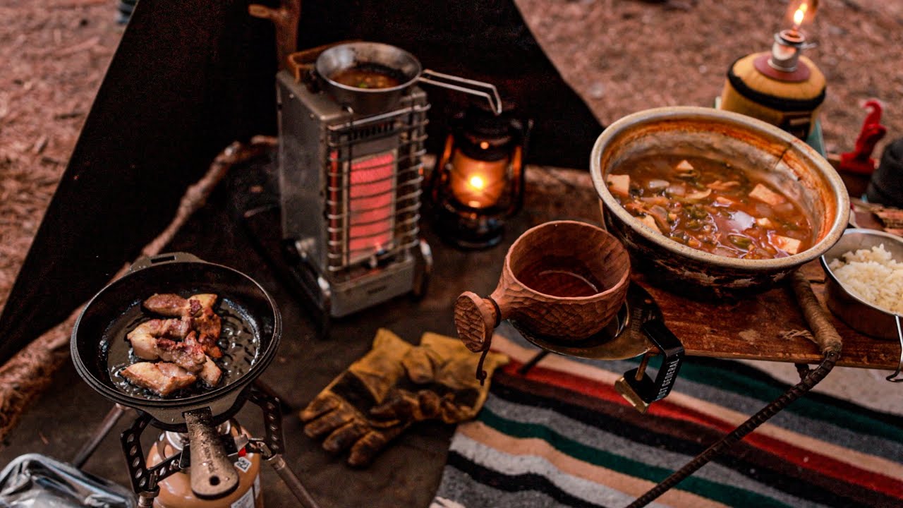 나에겐 너무 멋진 세팅/쫀득살,멜젓,냉이된장찌개/[4k] camping vlog