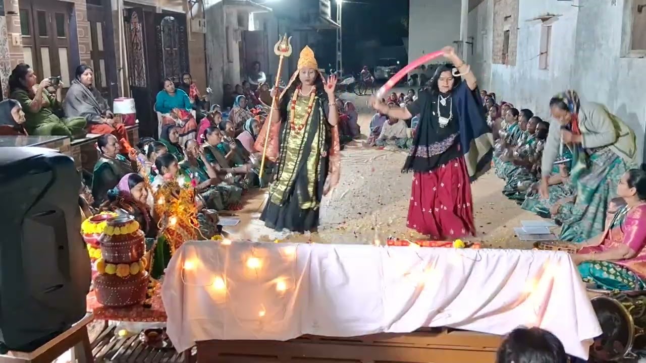 રસીલાબેન નાઘેર મોગલમા ખોડિયાર મા નારસંગાવીર  અને મહાકાલી નો ગરબો ,મોબાઈલ નંબર, 9913933909