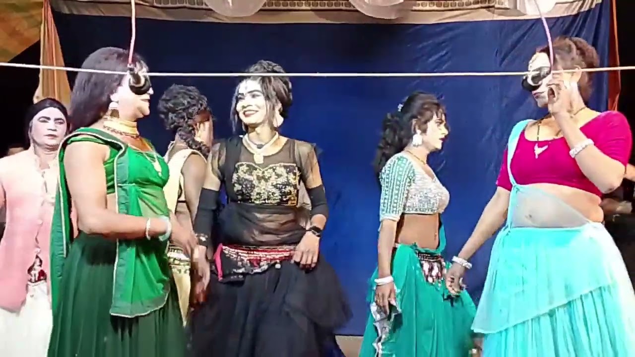 भाग चला भोजाई देवर धक्का मारा ता, सुपर म्यूजिक के साथ सभी डांसरों का ग्रुप डांस एवं चित्रहार ।