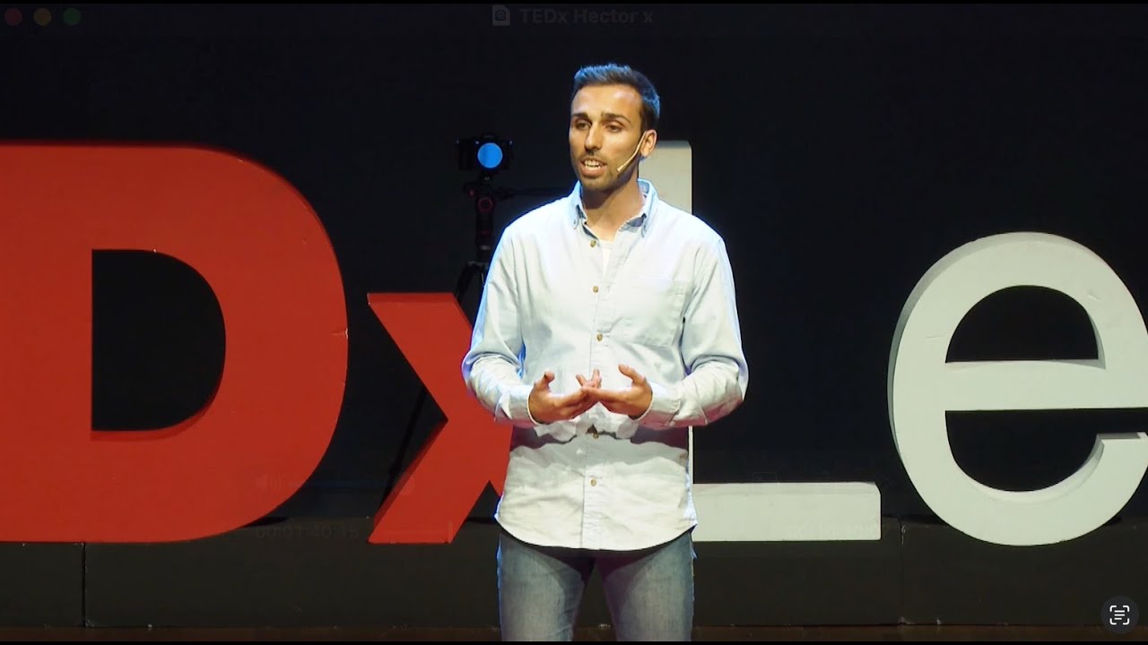 El verdadero secreto del &eacute;xito: Tu capital social | Hector de Prada | TEDxLeon
