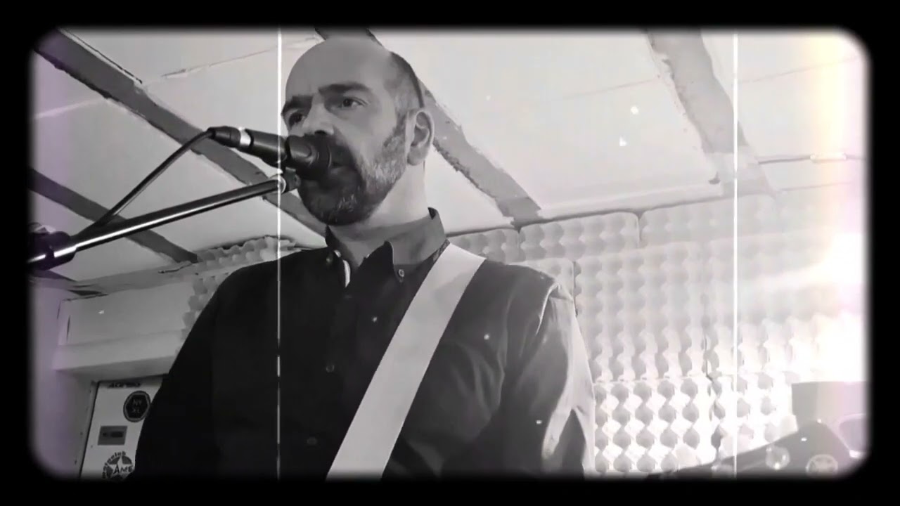 THE MOORLAND - NIGHT LOVERS