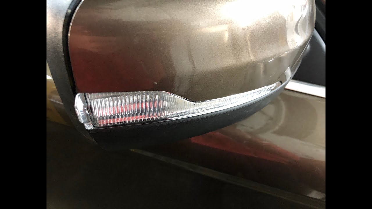 How To Remove and Replace Volvo XC60 LED Side Repeater