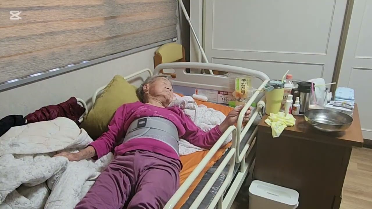 무척이나 반가운 100세 울엄마의 