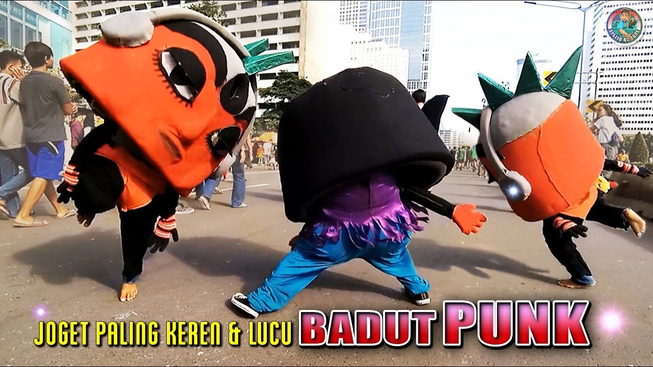 Badut PUNK LUCU Joget Paling Keren..!! ~ Badut Gokil JAMAN NOW