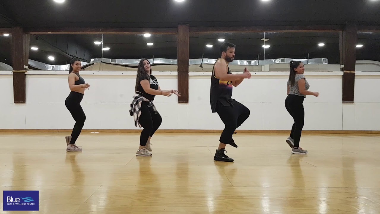Quitémonos la ropa (versión bachata) - Dani J / ZUMBA
