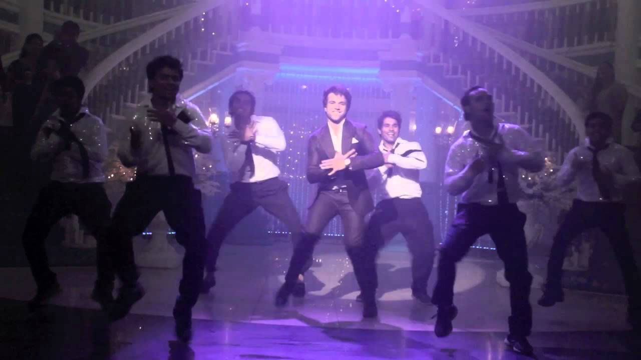 Mahasangam of Qubool Hai, Pavitra Rishta & Daastan of Zee TV - BTS of Rithvik Dance | Screen Journal