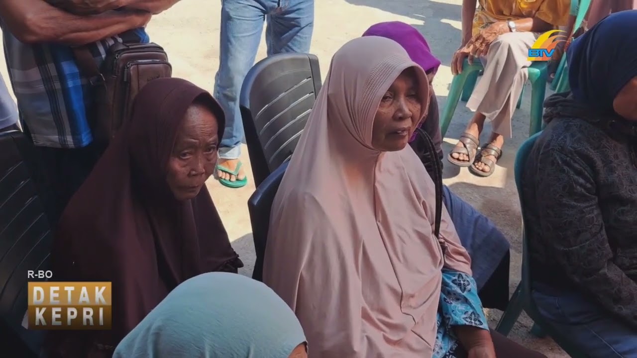 IPTI KEPRI DAN PWI BINTAN SALURKAN 246 PAKET SEMBAKO DI TANJUNG UBAN