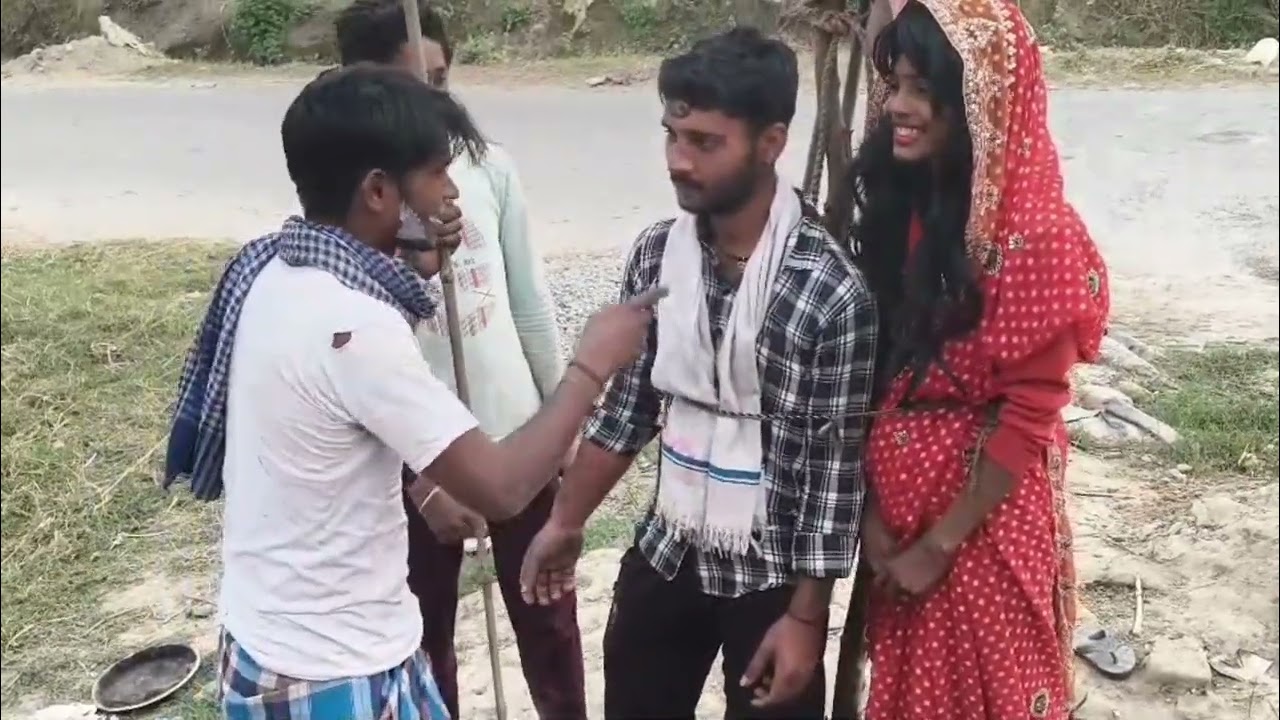 का हो चाचा का करत हवा #sitaron ka comedy 😄 #Laika pakda gai 😂🤣