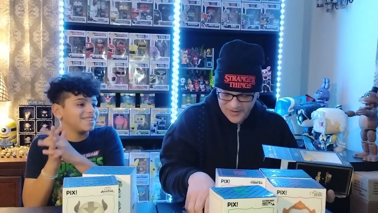 Thrilljoy Pix we pulled three chases