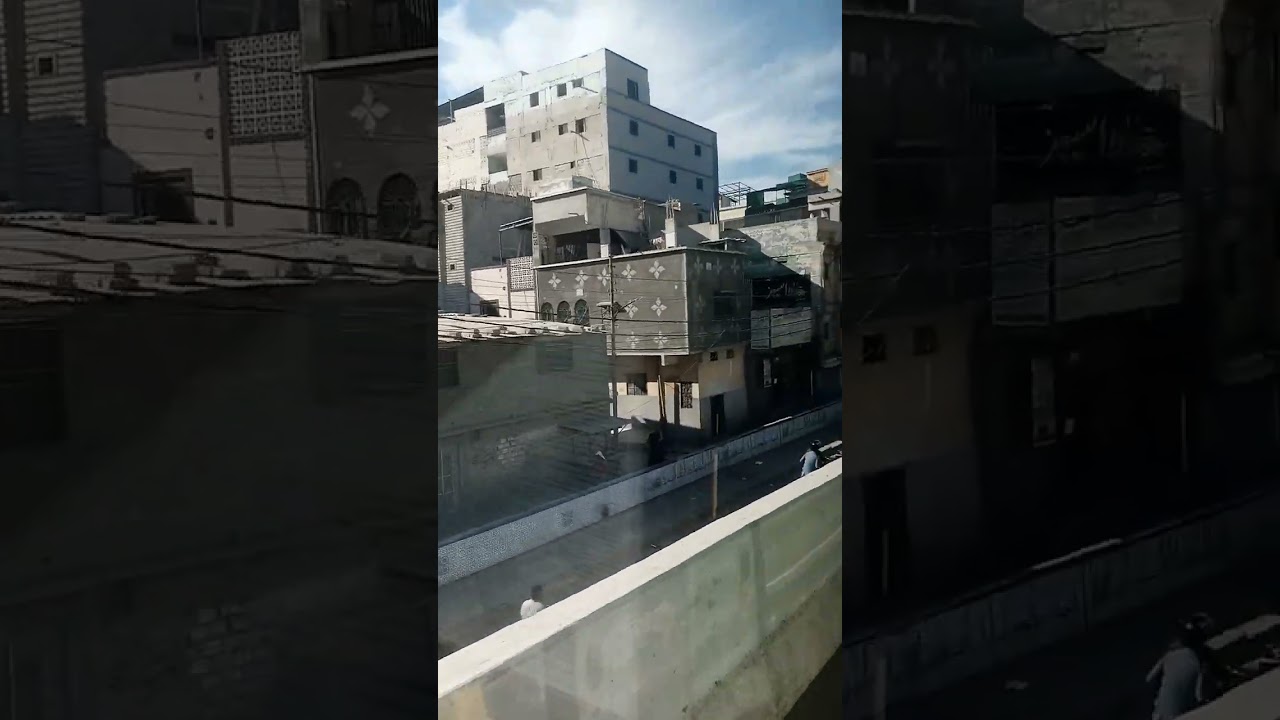 BRT GREEN LINE KI WINDOW SE NUMAISH SE RIZVIA SOCIETY KA KHUBSURAT NAZARA
