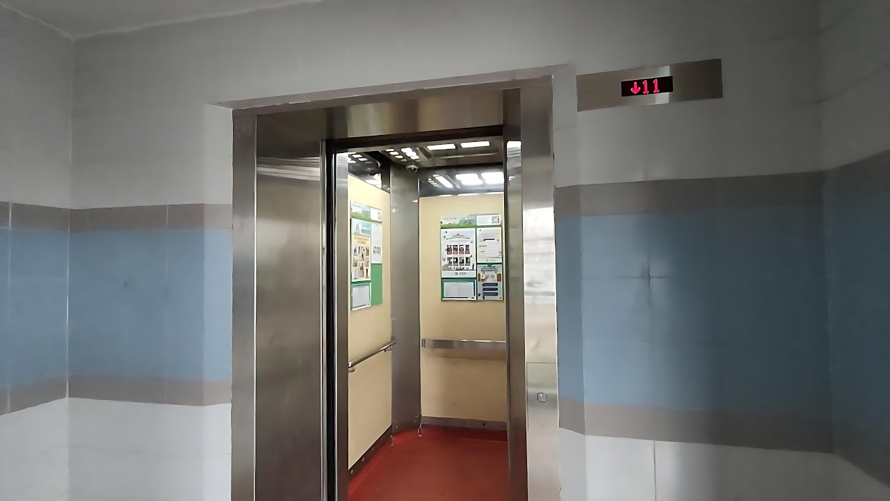 [Serves till level 11] Block 406 Ang Mo Kio Fujitec Lift C