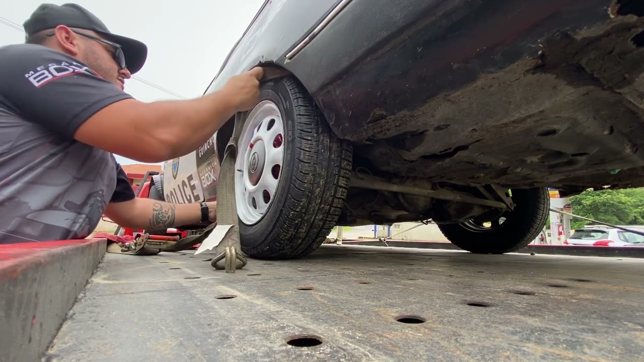 DUAS MELHORES MANEIRAS DE AMARRAR UM CARRO NO GUINCHO!