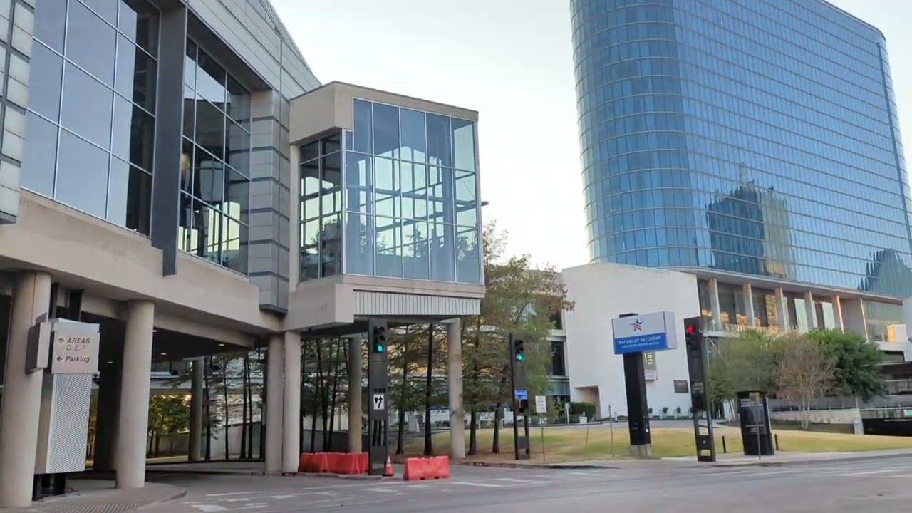 Labor Day 2023, downtown Dallas Texas stroll.