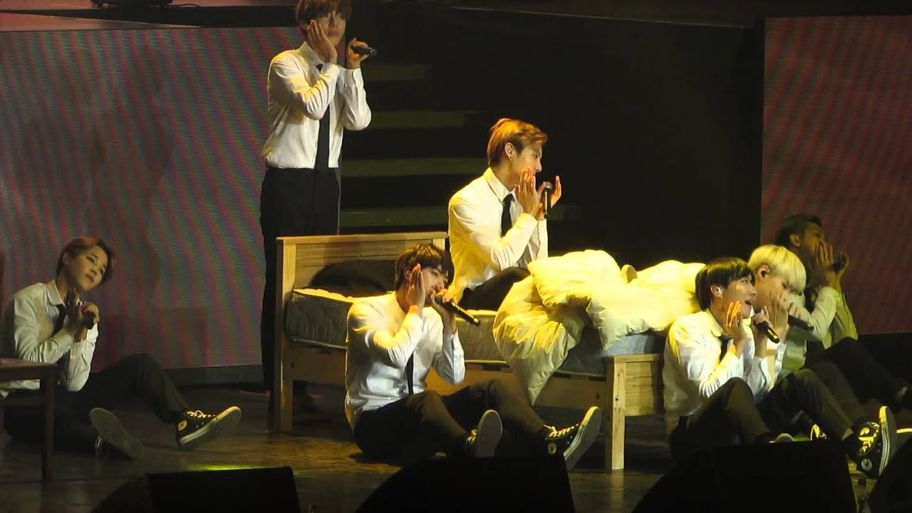 [150802] FanCam- TheRedBullet II in Chile - Blanket kick (이불킥) - BTS (방탄소년단)