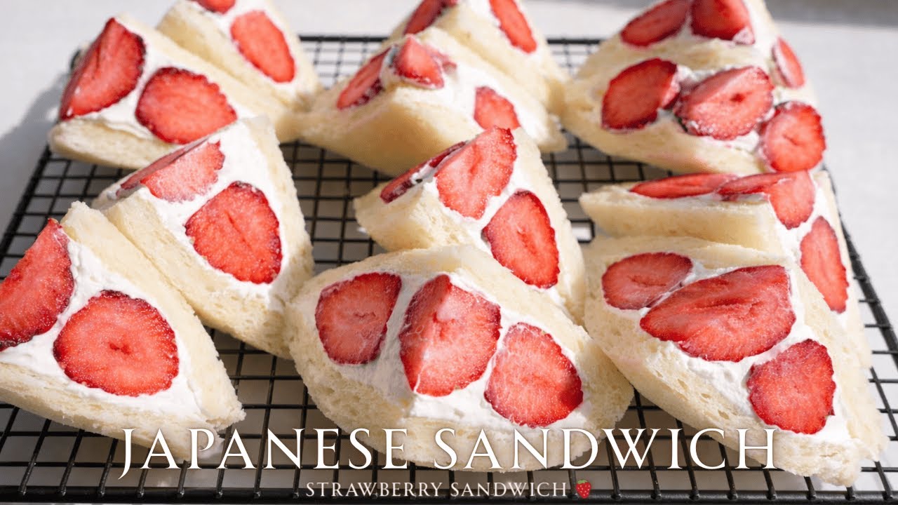 This Japanese Strawberry Sandwich Became My Favorite Little Treat
