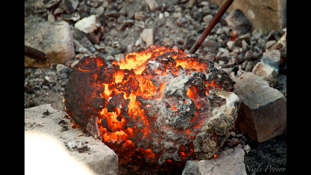 Making Viking-Age Bloomery Iron in a Bloomery Furnace
