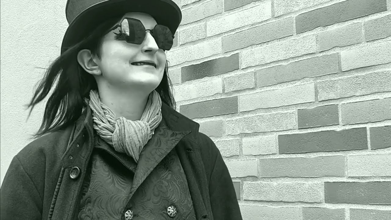 PLATZ 2! - Eeee Musikvideo- Koku von Piero