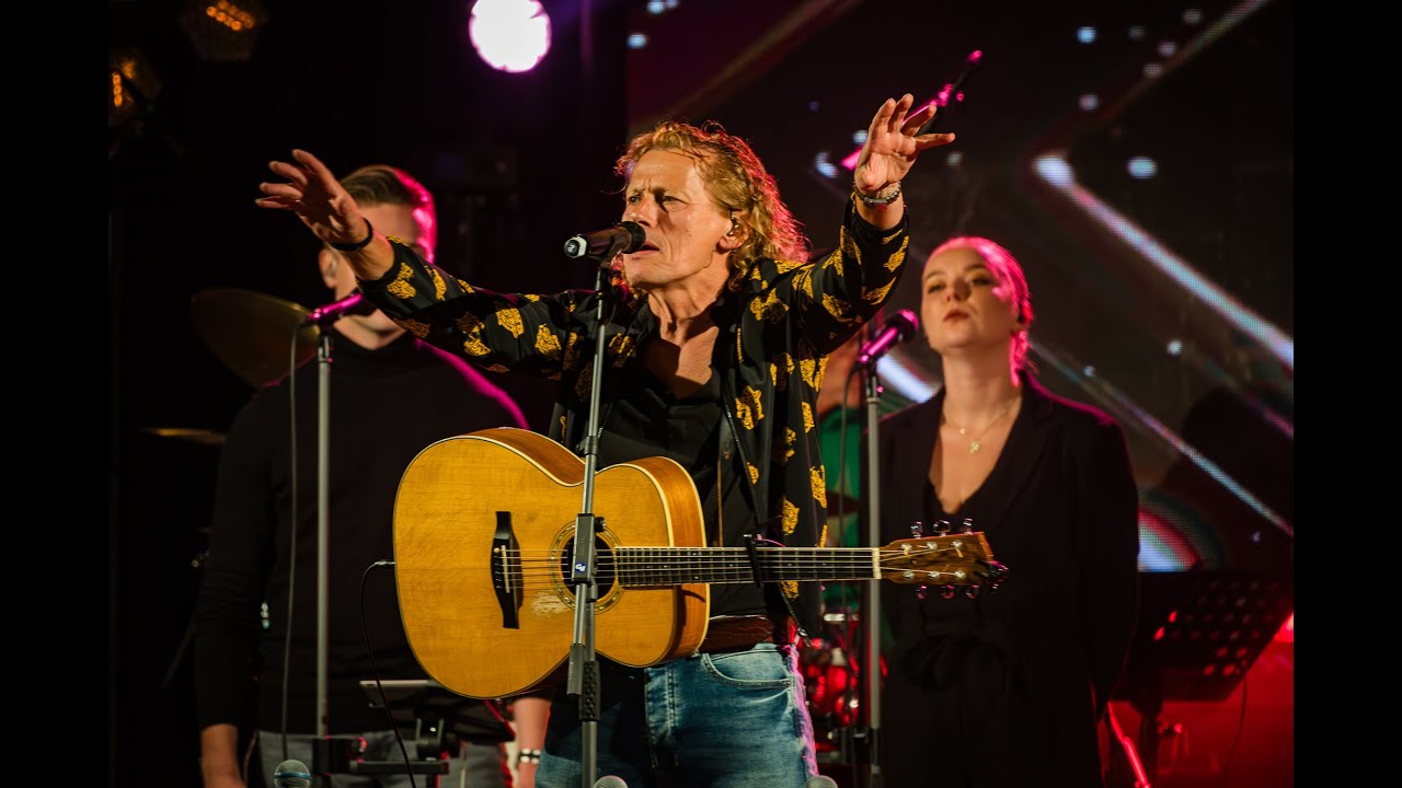 Syb van der Ploeg – Angie, Hotel California en Somebody To Love live @ UIT De Harmonie
