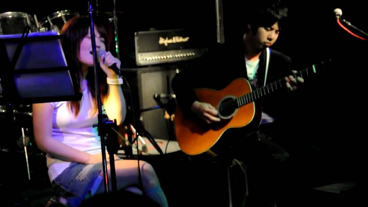 徐佳瑩／4 當你離開的時候 (Live@浮現 2009.04.18.)