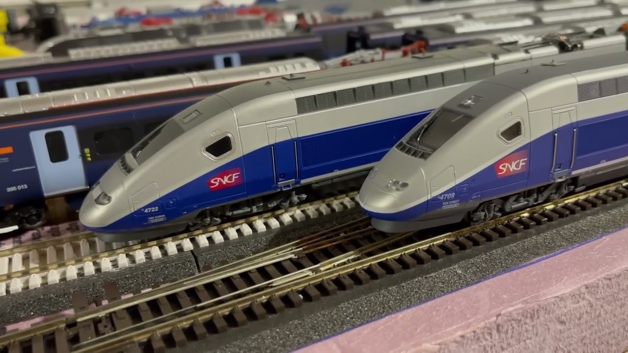Trix and Jouef TGV comparison