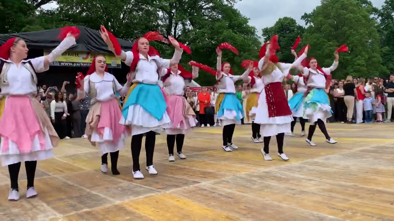 Teferic Dortmund 19.05.2024 godine…. Divan nastup grupe iz Rozaja🍀