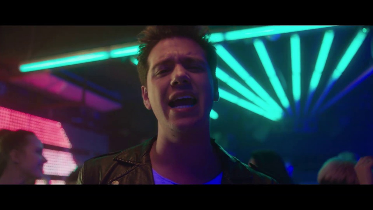 Axel Muñiz & Sweet California - Like That (Video Oficial)