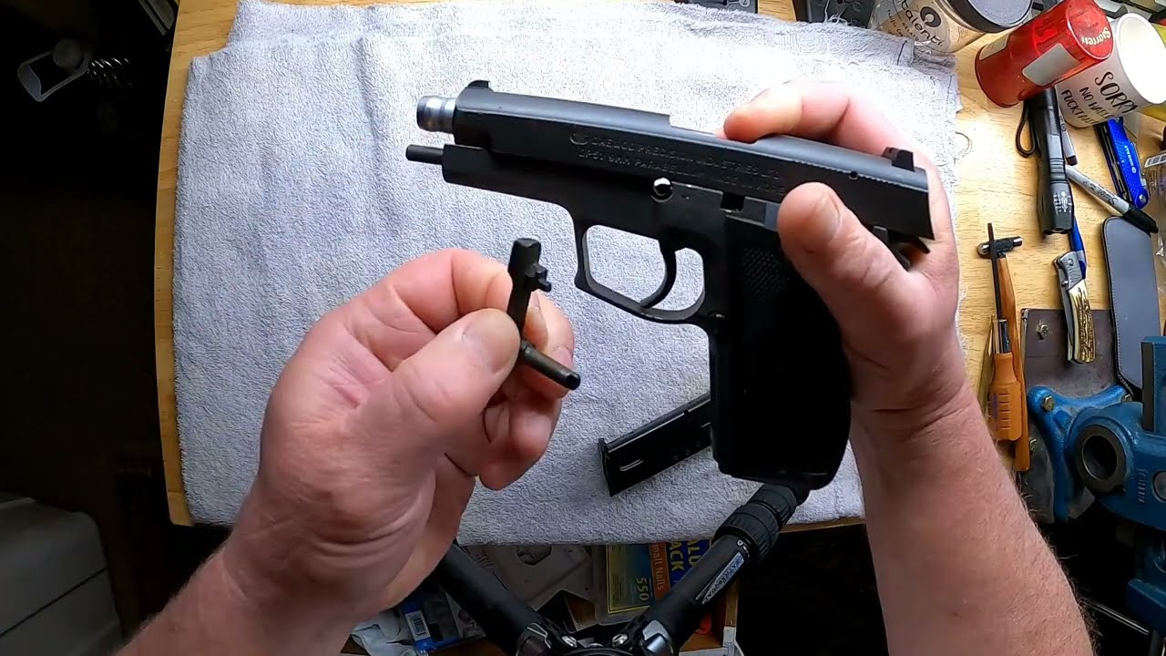Field Stripping the Daewoo DP51