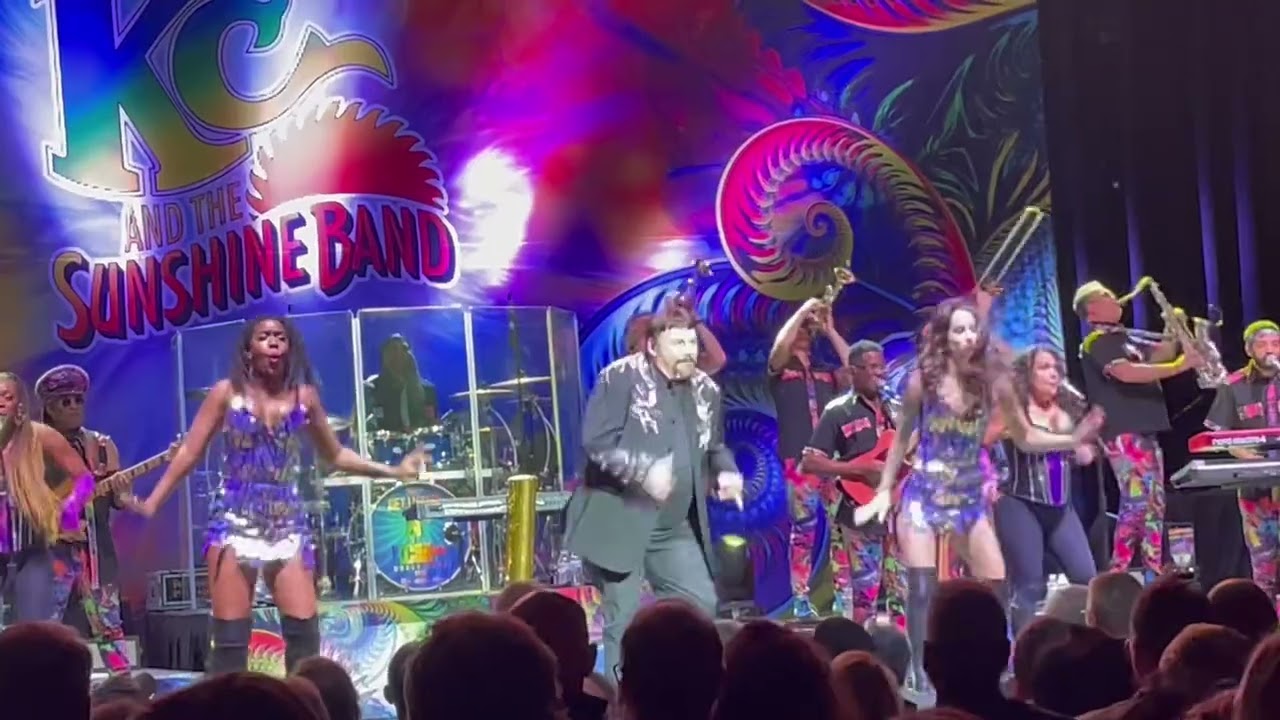 KC and The Sunshine Band, “Boogie Shoes”. Murat Theatre. Indianapolis, IN. 1/23/2026. 