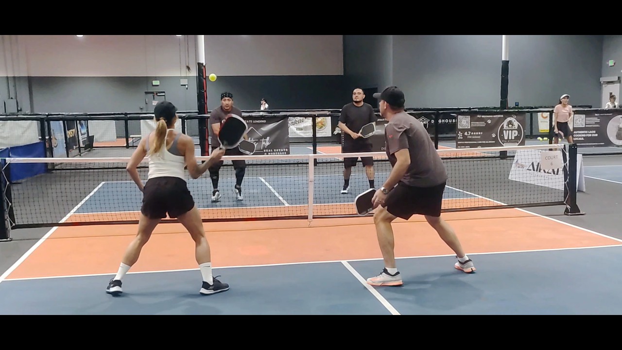 Pickleball XSCAPE: CHALLENGER 1 & 2 (near side) vs FRIEND/FRIEND (winner's stay ) 03.06.2026