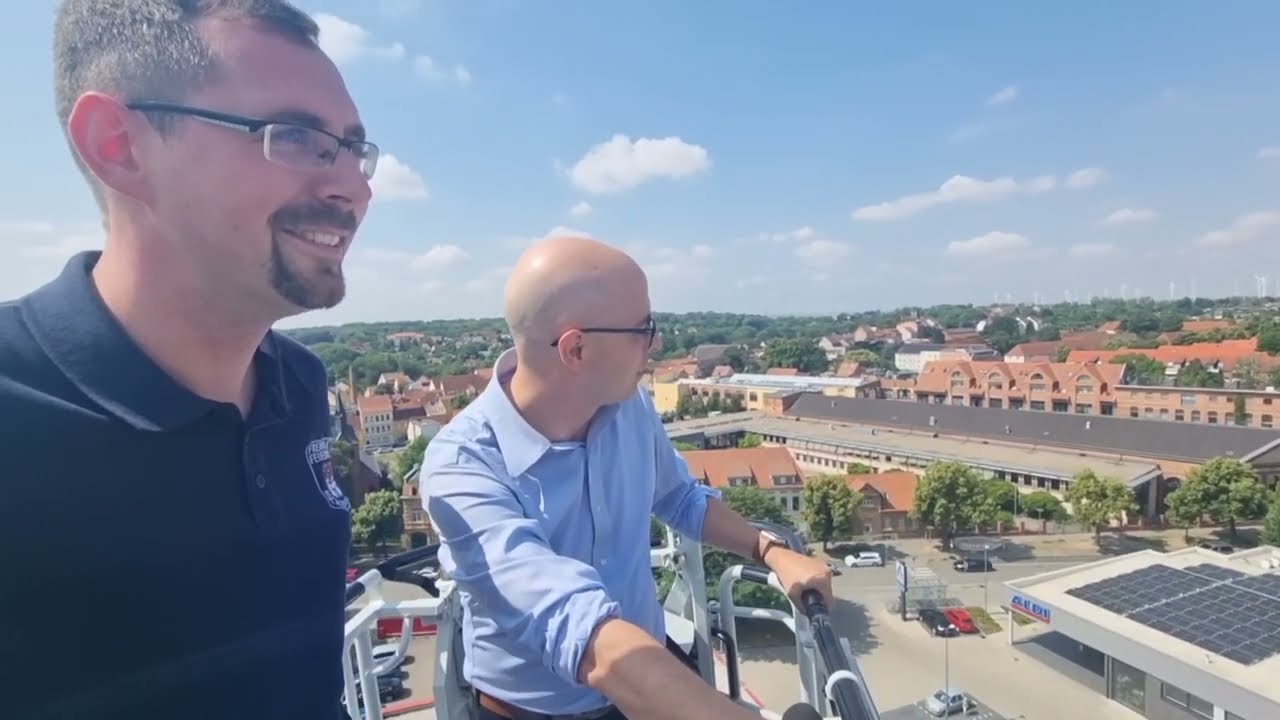 Feuerwehr Aschersleben hat neue Drehleiter