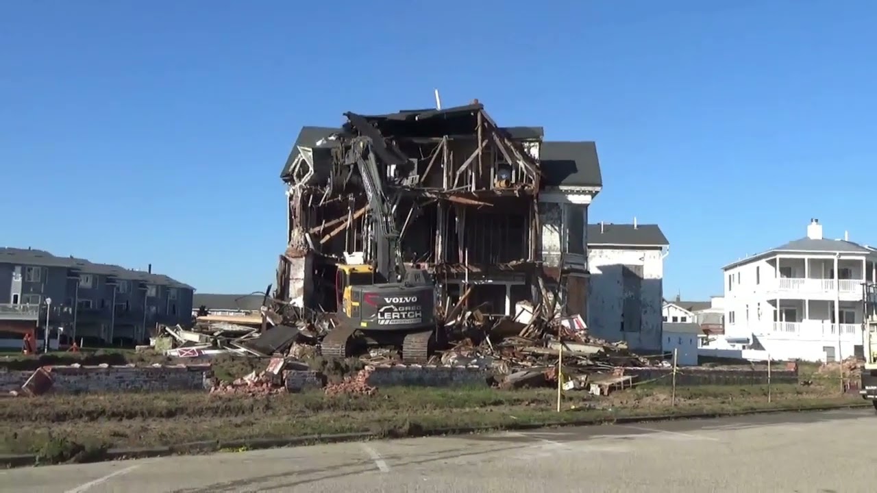 The White House Demolition - November 13, 2023